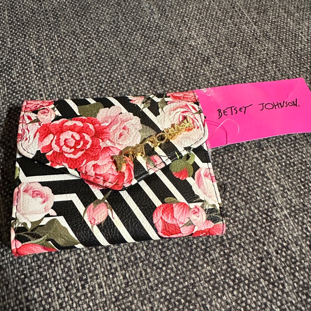 NWT Betsey Johnson Floral Pattern Wallet